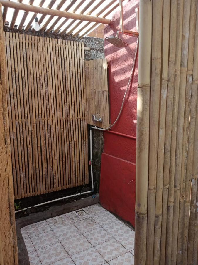 Barracuda Beach Hostel Amed Zewnętrze zdjęcie