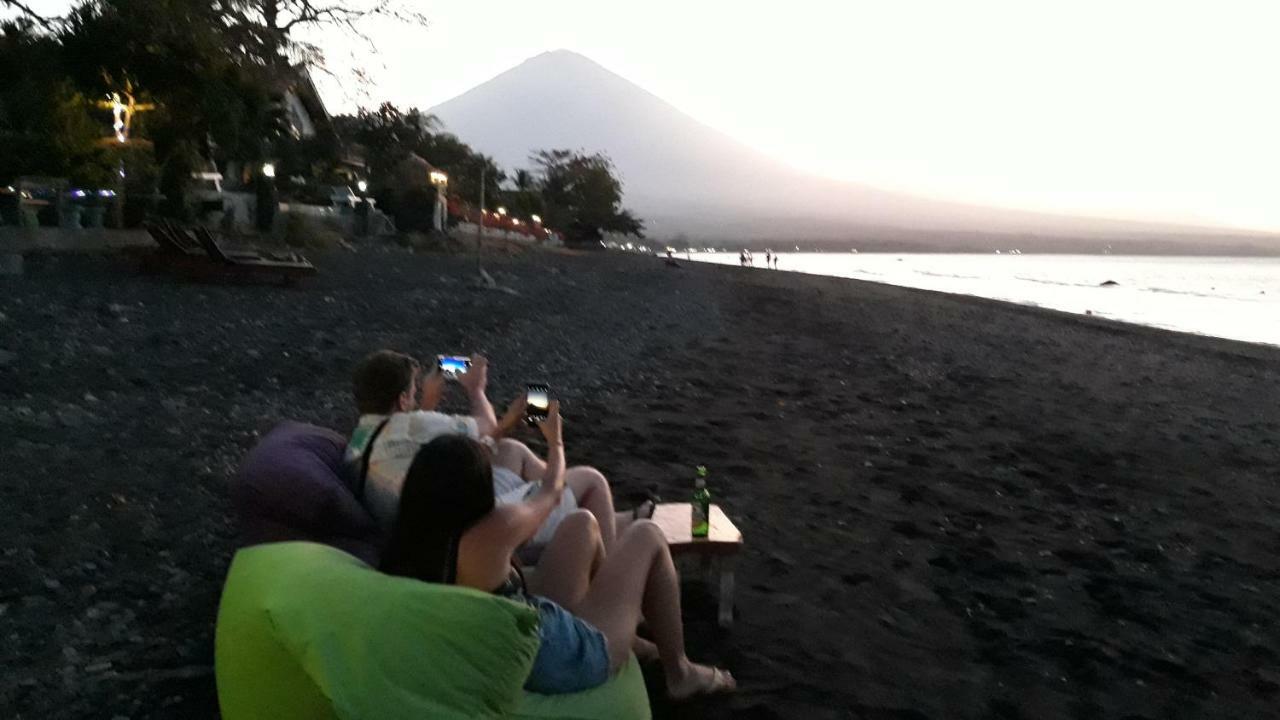 Barracuda Beach Hostel Amed Zewnętrze zdjęcie